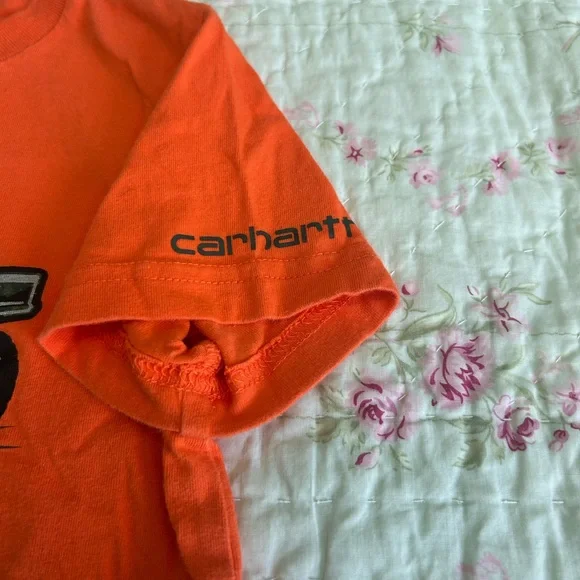 Carhartt tee size 2T - Picture 3 of 5